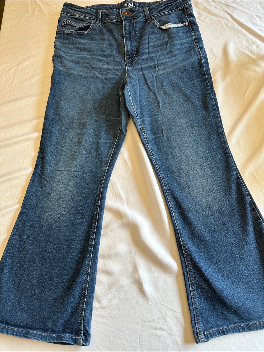 Edgely High RiseWomen's Blue Flared Jeans 16 Short